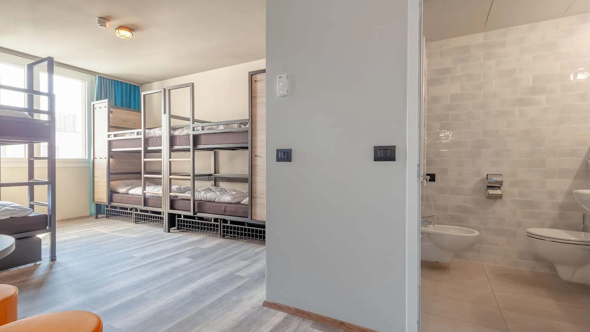 Ao Hotel Venezia Mestre 2 Хостел